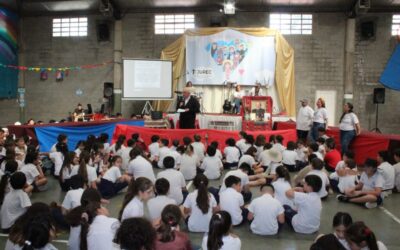 La “Fiesta de los Santos” llenó de alegría los corazones de los alumnos de 3eros. años de nivel primario