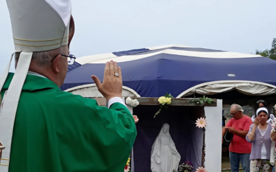 Carpa misionera en barrios de la Parroquia Santa Rita