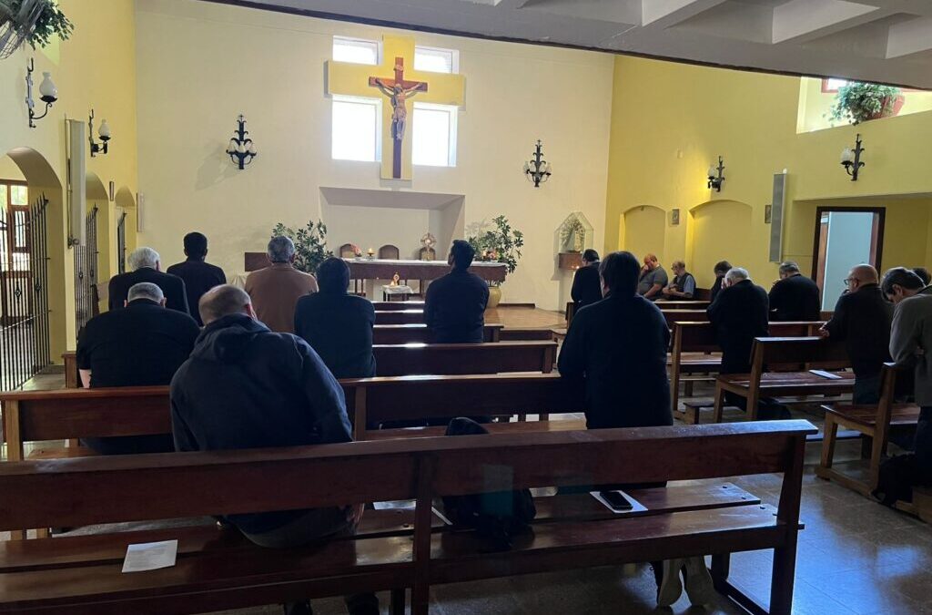 Inspirados por Pironio, sacerdotes y diáconos compartieron la Jornada de Espiritualidad de Adviento